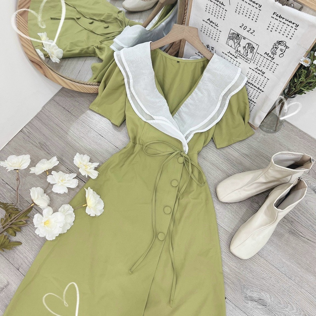 Đầm xòe cổ tim phối bèo nút bọc xinh xắn