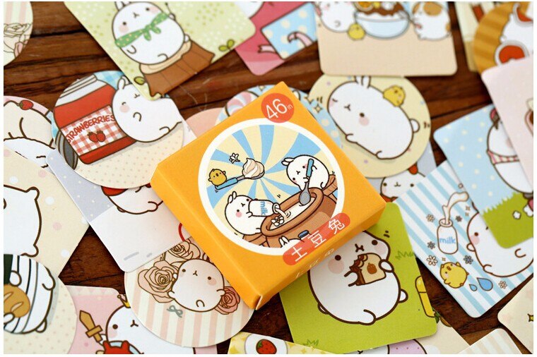 Hộp 46 Miếng Dán Hình Thỏ Đáng Yêu Trang Trí