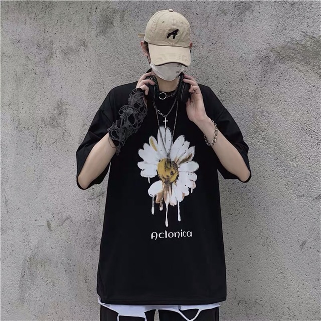 Áo phông hoa cúc , 2 màu đen trắng. Ordertaobao.