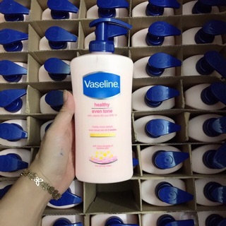 Chai vaseline dưỡng thể siêu to khổng lồ