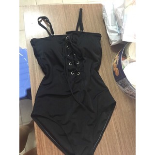 bikini đan khuy ngực