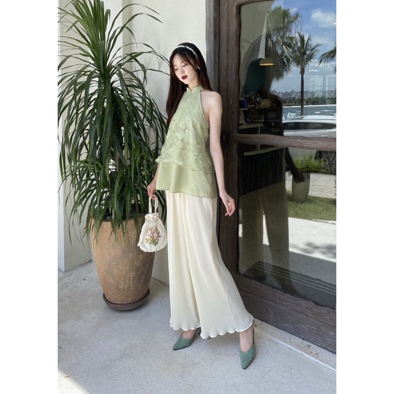 Set áo yếm cổ tàu Rosa O.N WORKSHOP thiết kế, chất liệu oganza hoa | BigBuy360 - bigbuy360.vn