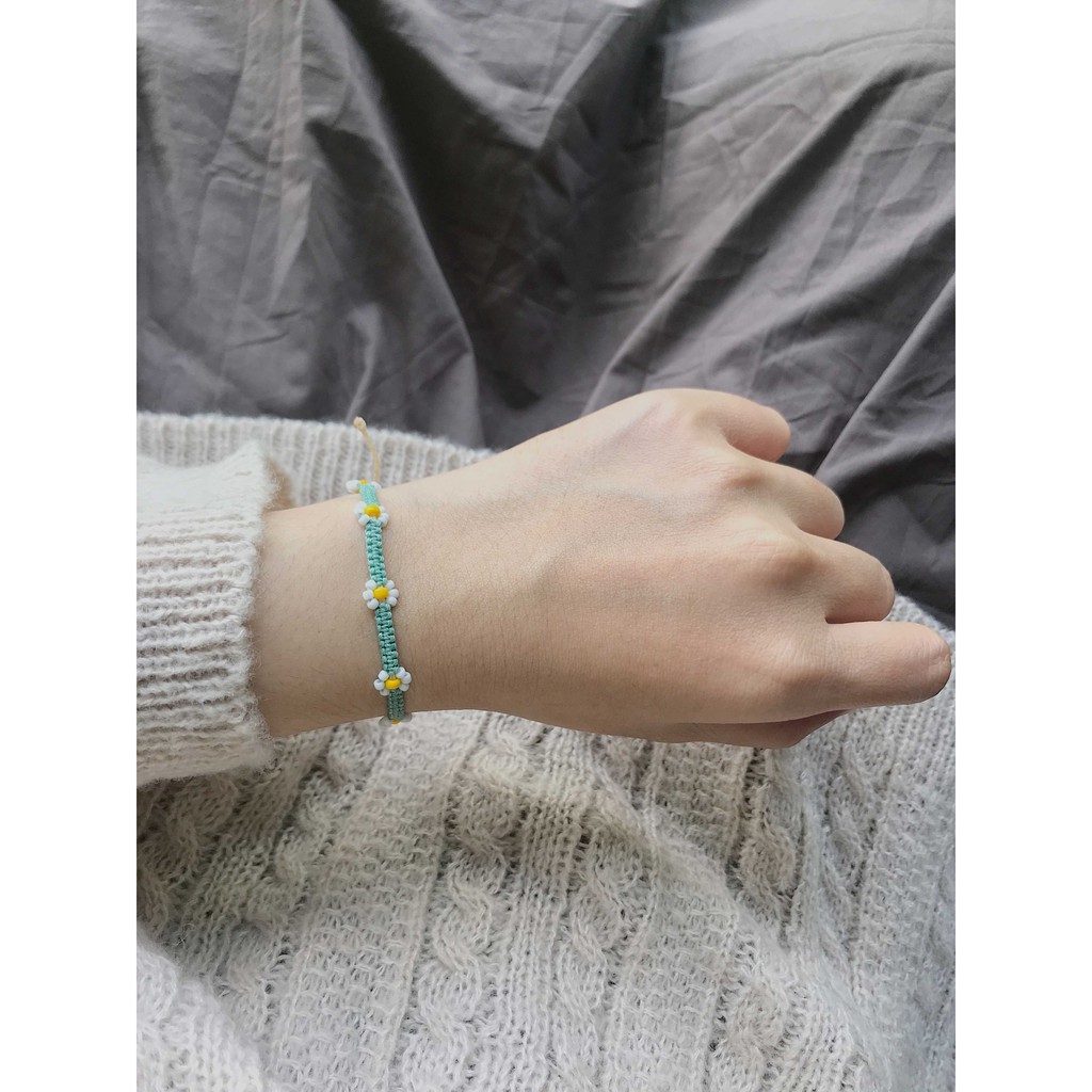 Vòng daisy miyuki phối hạt hoa trắng đục ( chọn màu)