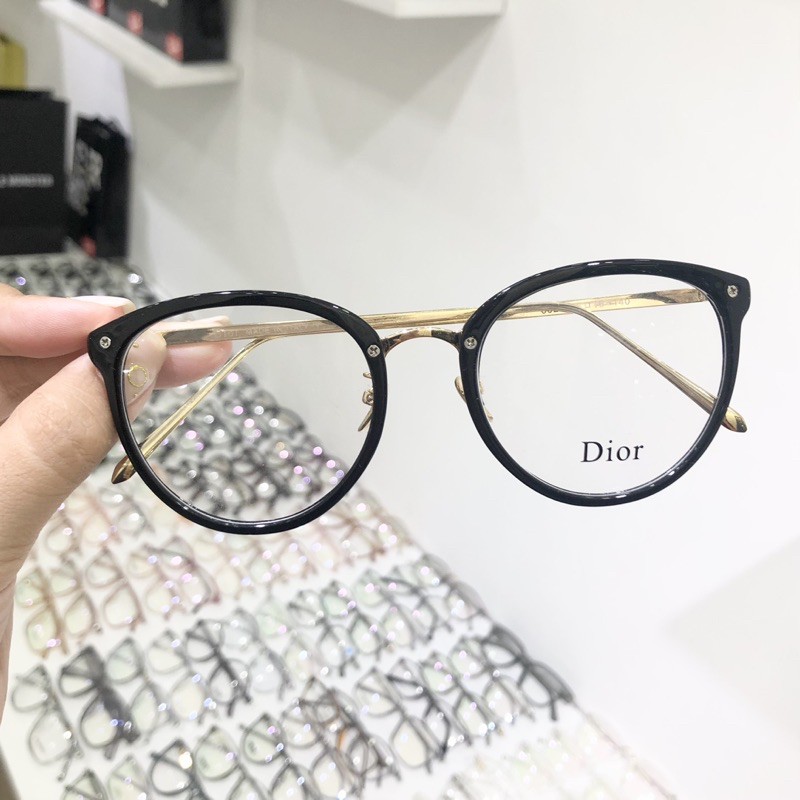 Mắt Kính Trứng Quỳnh Thi Kim Loại Hottrend (hình và video shop tự chụp) | BigBuy360 - bigbuy360.vn