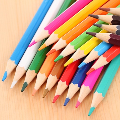 Hộp bút chì 12 và 24 màu ngắn dài cho người lớn và cho bé-BCM01