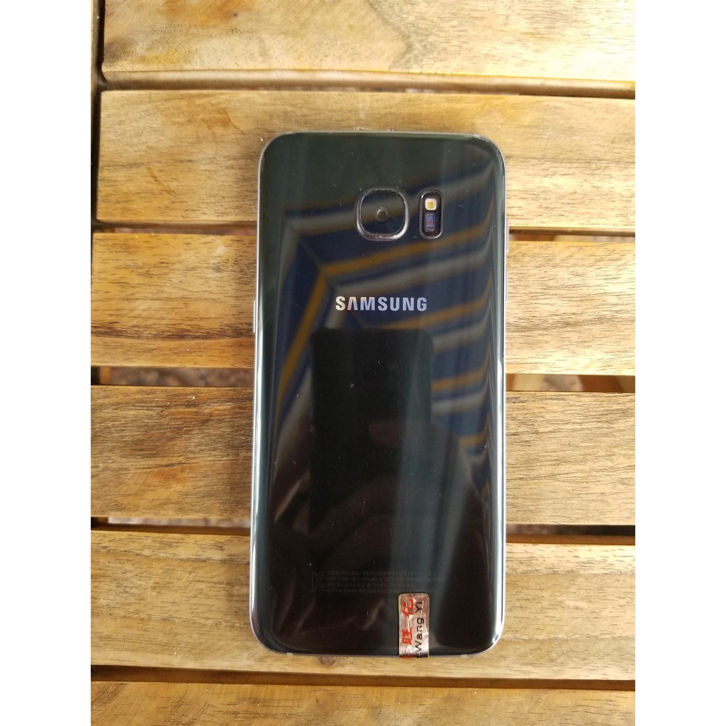 Điện Thoại Samsung Galaxy S7 Edge - Ngoại hình đẹp Rom 32GB - Ram 4GB rất nhỏ gọn thời trang | BigBuy360 - bigbuy360.vn