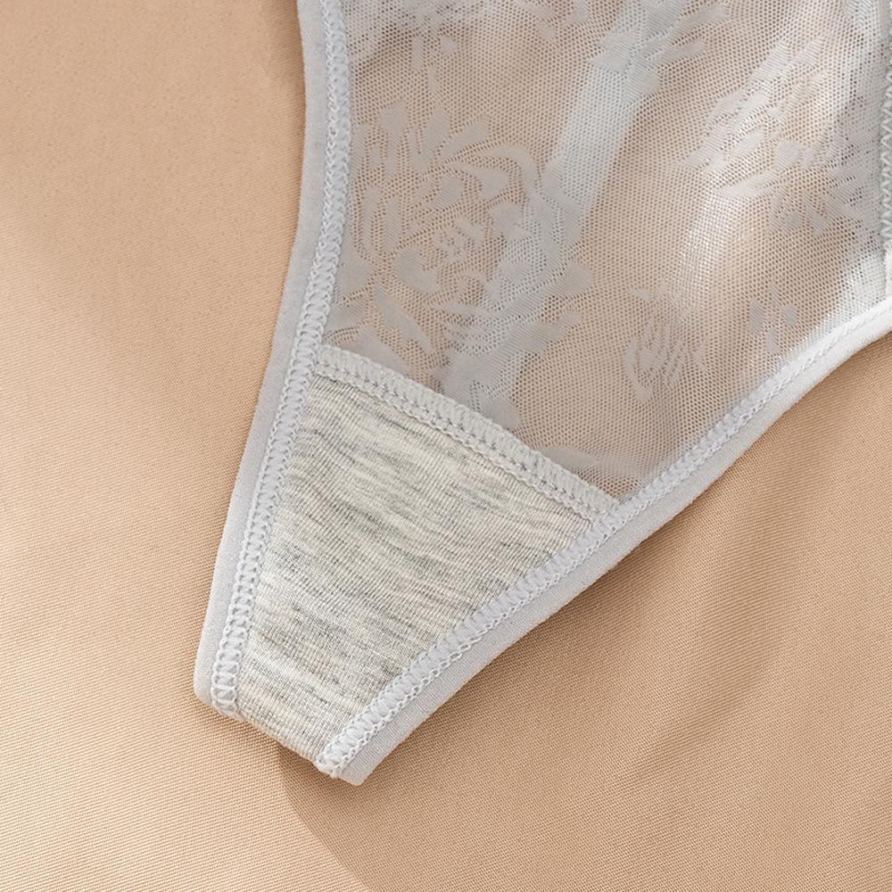 Quần Lót Cotton Lọt Khe Phối Ren Hoa Rỗng WMES15H Cho Nữ