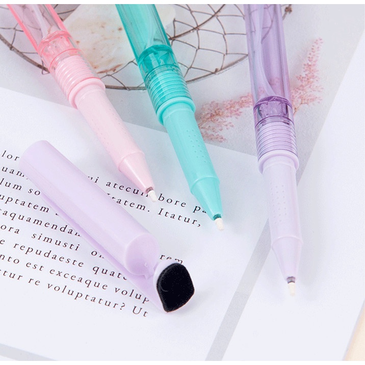 Bút Gel Dạng Xịt 4 Trong 1 Đa Chức Năng Kèm Đồ Lau Màn Hình Điện Thoại