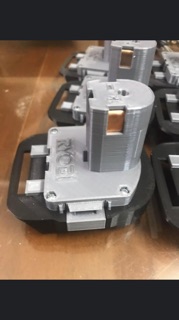 Adapter may Ryobi dùng pin makita