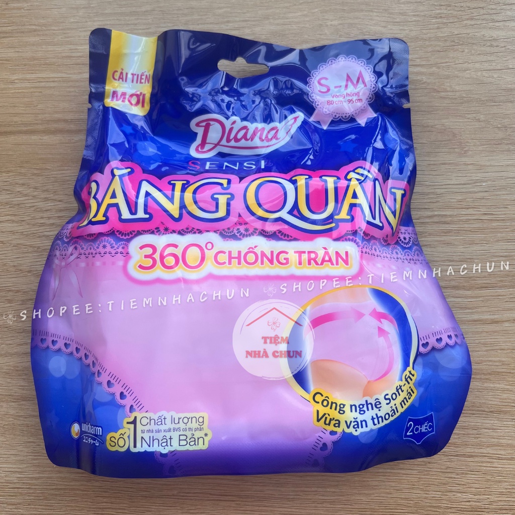 Gói 2 Miếng Băng Vệ Sinh Diana Dạng Quần 360 Độ Chống Tràn Ban Đêm Size SM / SIZE ML
