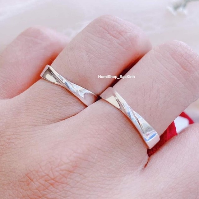Nhẫn Đôi xoắn quẩy, miễn phí khắc tên theo yêu cầu thiết kế độc đáo trẻ trung Mainomi Shop Bạc Xinh