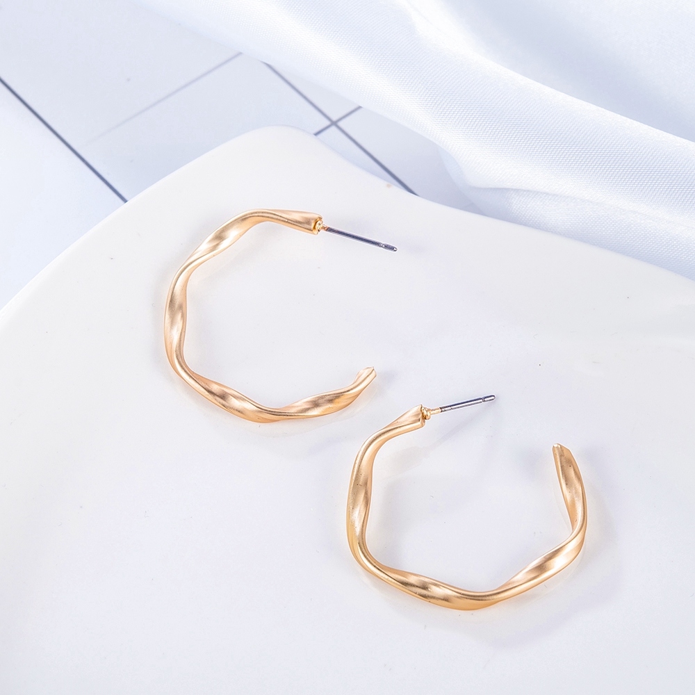 Đôi khuyên tai hình tròn lớn xoắn thời trang cho nữ