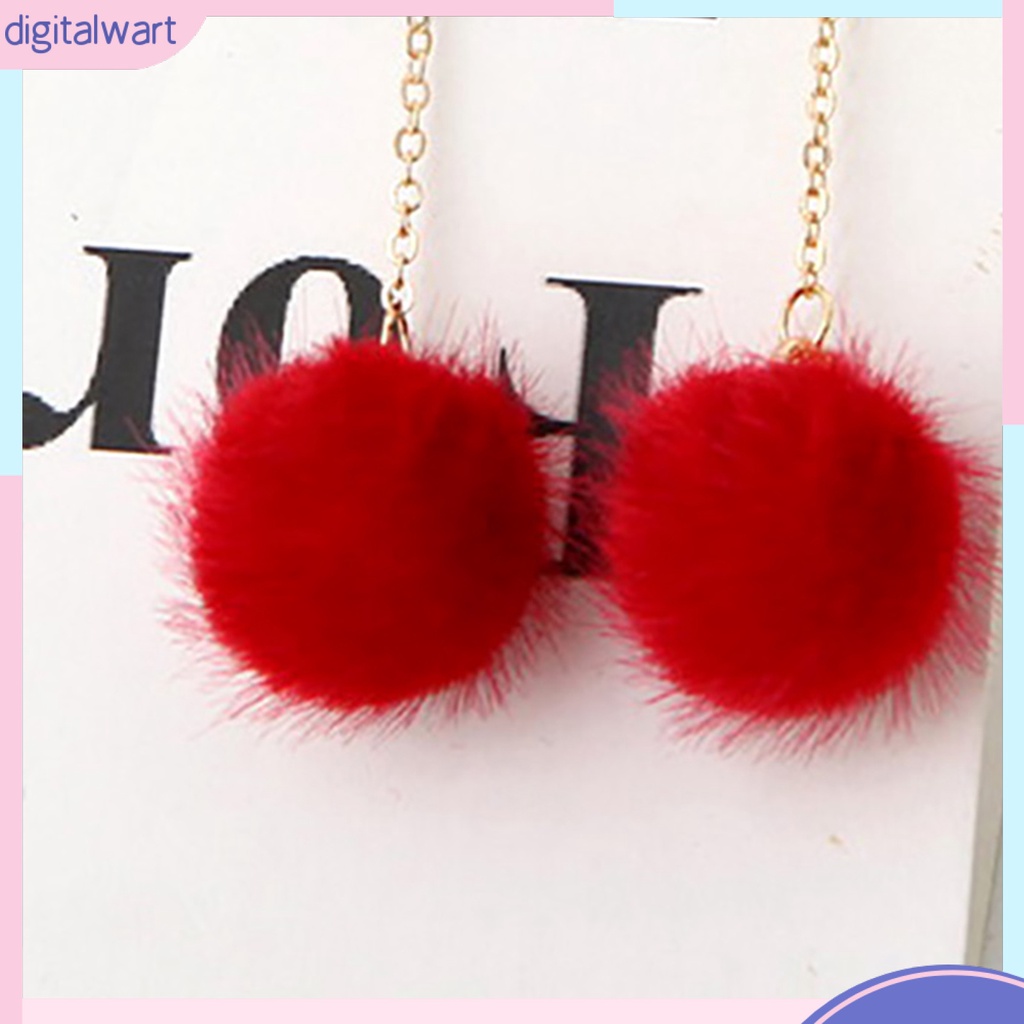 Đôi khuyên tai gắn trang trí quả cầu lông xù xinh xắn dành cho nữ