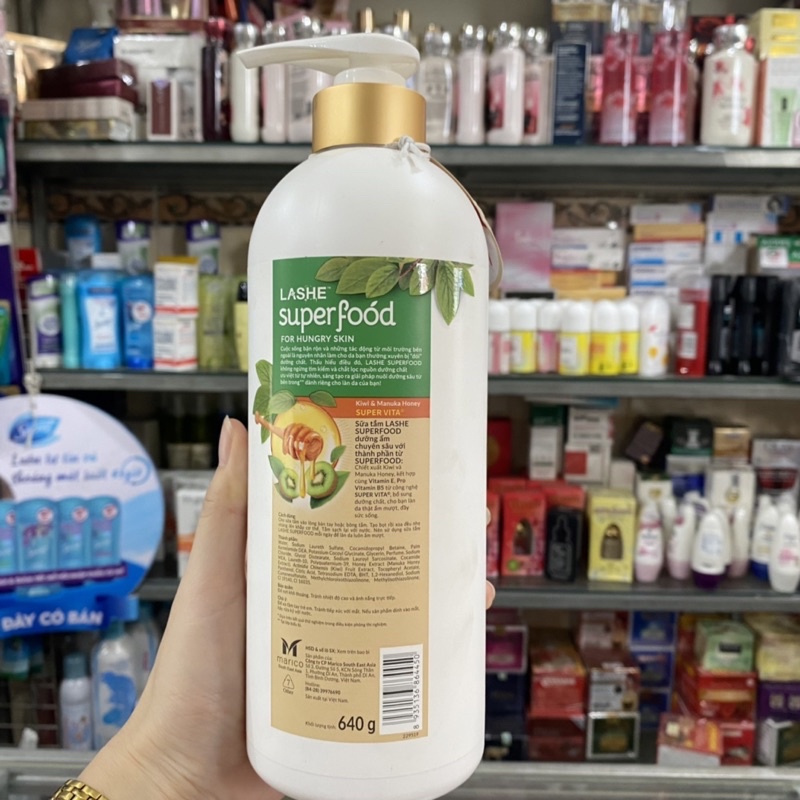 Sữa tắm Lashe Huơng Hạnh Nhân/ Kiwi 640g