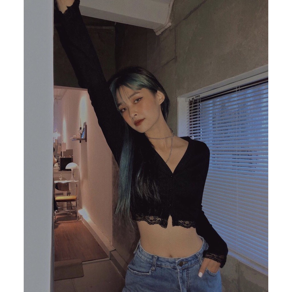 Áo croptop tay dài phối ren A5003 | BigBuy360 - bigbuy360.vn