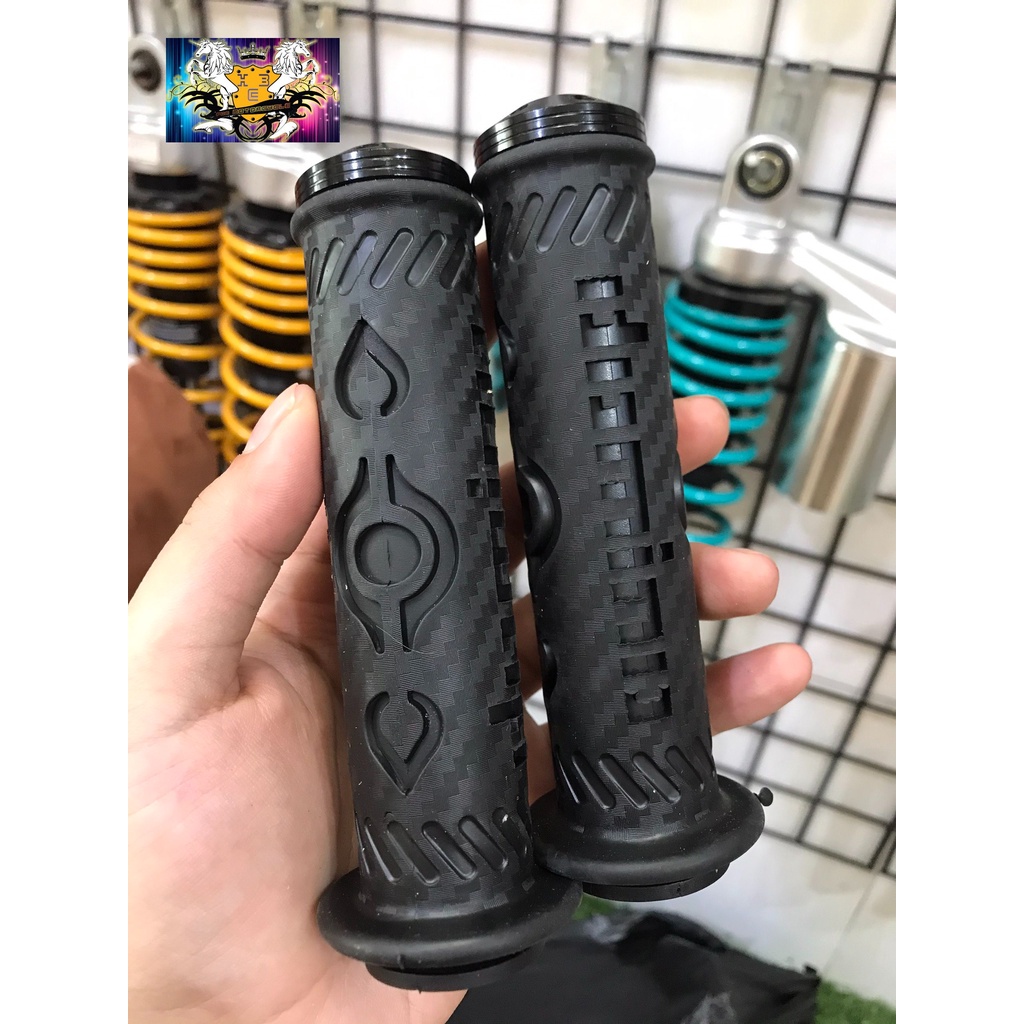 BAO TAY GÙ DOMINO KIỂU MŨI TÊN DÀNH CHO MỌI LOẠI XE