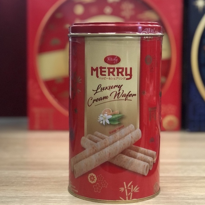 Bánh Richy Merry lon kem quế vị cam 208g