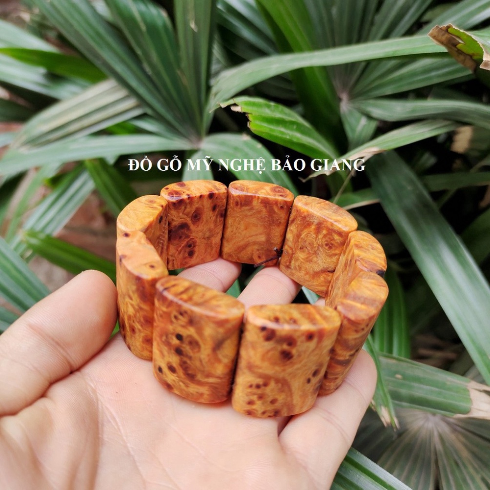 Vòng tay gỗ nu huyết long để mộc thơm ngào ngạt