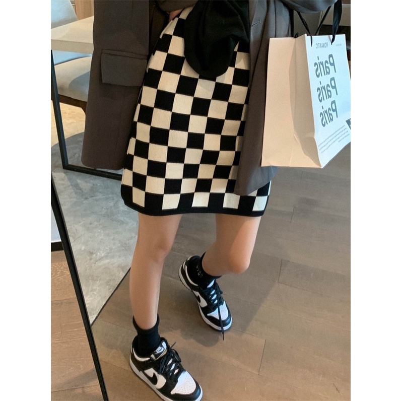 Chân váy dệt kim lưng cao dáng chữ A họa tiết kẻ caro đen trắng thời trang Hàn Quốc