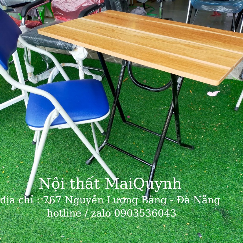 Bàn học sinh viên gấp xếp gọn giá rẻ kích thước 50 cm x 80 cm cao 75 cm