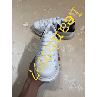 Giày thể thao sneaker gót hoa