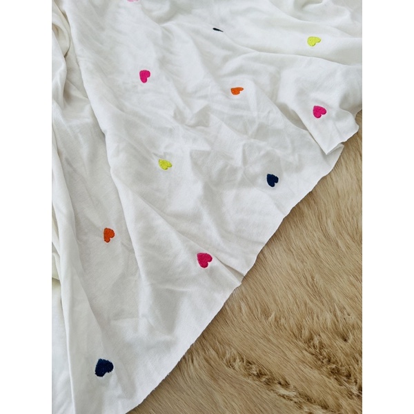 Vải thun cotton thêu trái tim nhí