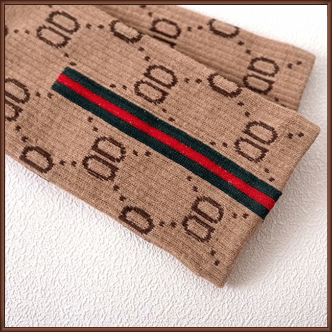 1 Đôi Vớ Cotton Thấm Hút Mồ Hôi Thoáng Khí In Chữ Thời Trang Cho Nữ