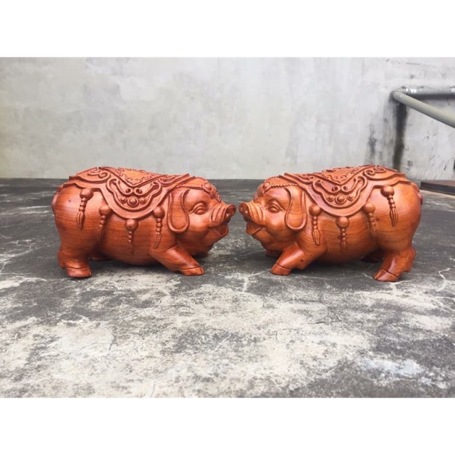 Lợn phát tài gỗ hương