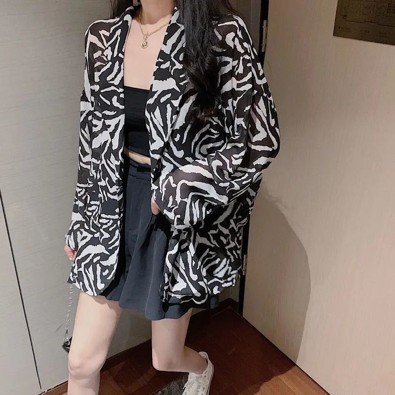 Áo khoác chiffon IELGY dài vừa dáng rộng họa tiết ngựa vằn phong cách Hàn Quốc thời trang cho nữ