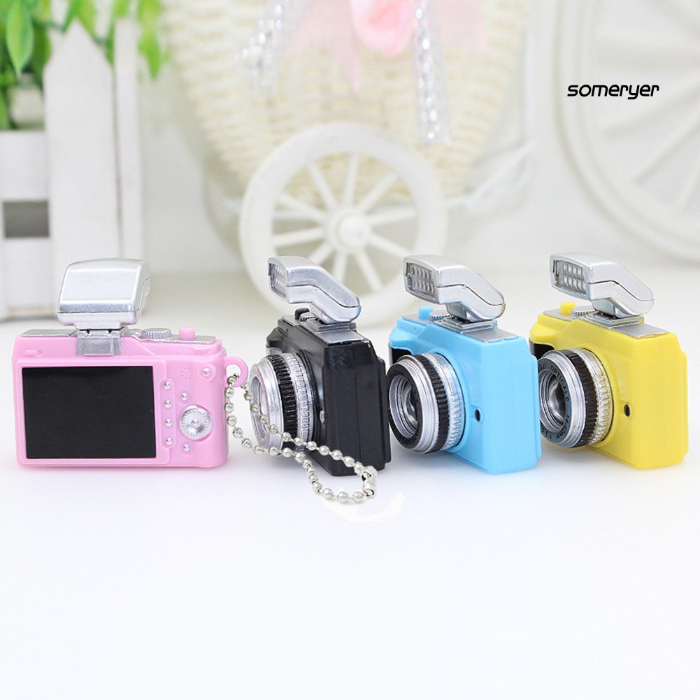 Móc Khóa Hình Máy Ảnh Mini Có Đèn Led Dễ Thương