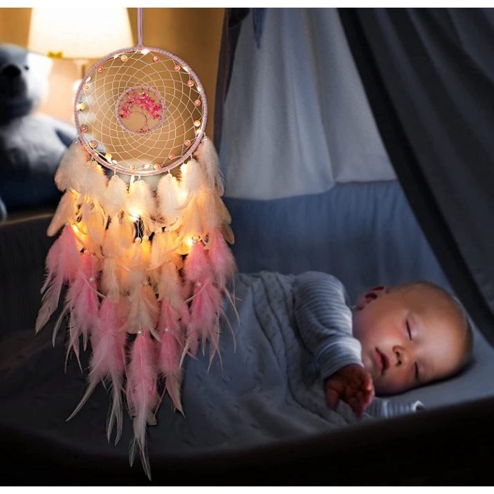 Dream Catcher Phối Lông Vũ Và Trái Tim Treo Trang Trí