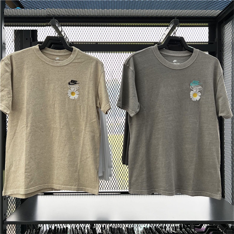Áo Thun Tay Ngắn Thêu Hình Hoa Cúc Phong Cách Retro DM6334