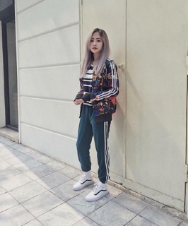 Pants 3 sọc Sale còn 60k
