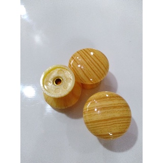 Núm cửa tủ