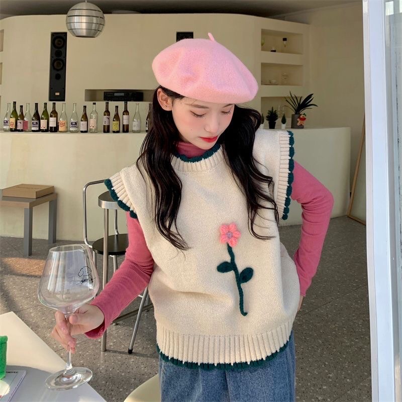 Áo gile len nữ thêu hoa xinh xắn phong cách vintage