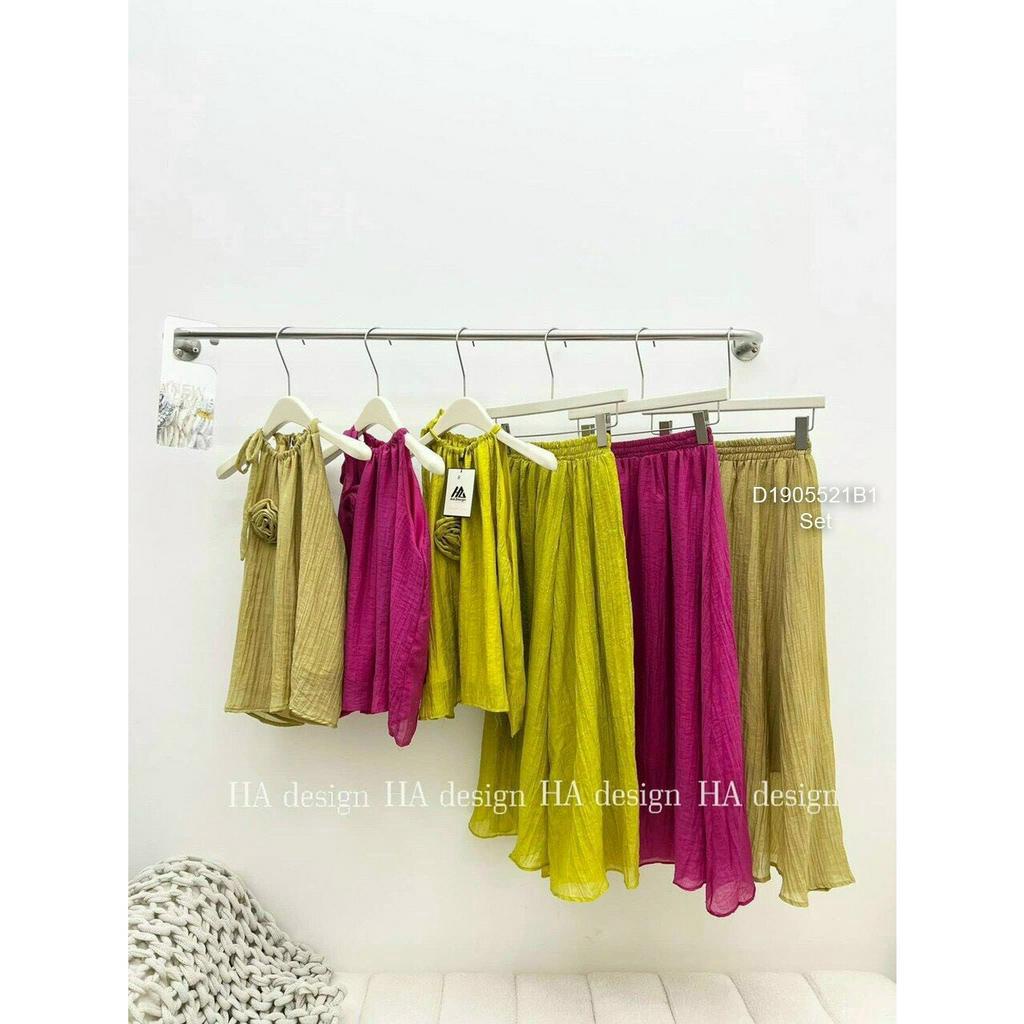 Set bộ áo trễ vai tay dài ống loe phối viền bèo kèm chân váy dài sang trọng!