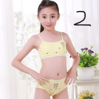 Bộ đồ lót cho bé mới lớn