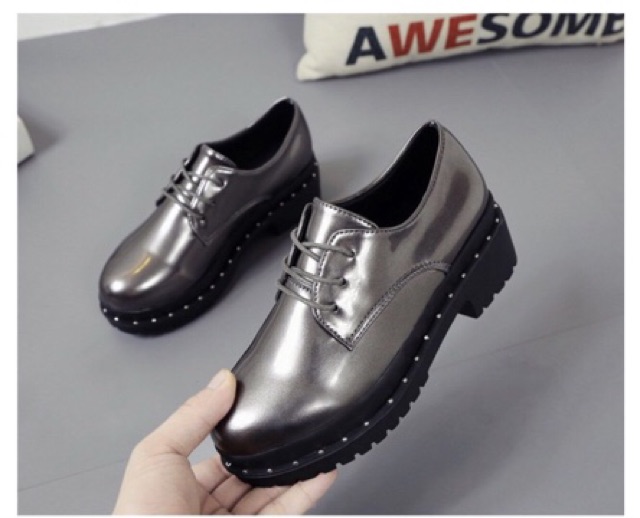Giày Oxfort đế bánh mì da bóng đế viền đinh-260k | BigBuy360 - bigbuy360.vn