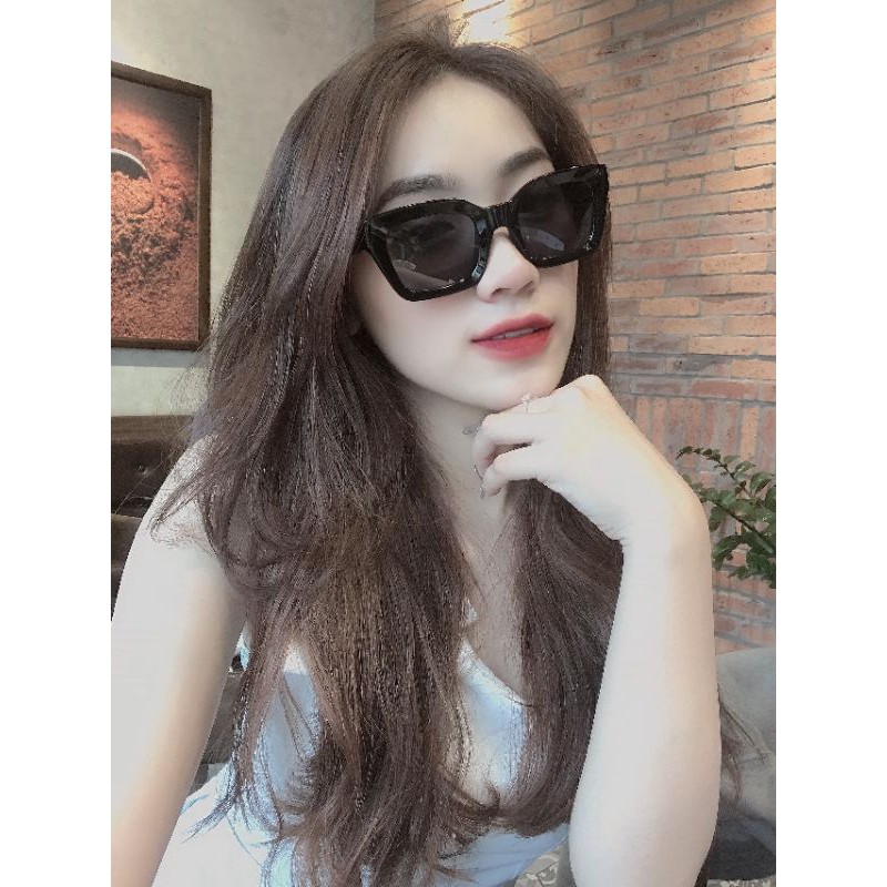 Kính Anko có mail mua hàng của web