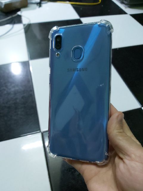 Ốp Lưng Samsung A20/A30 Dẻo Trong Suốt Chống Sốc Có Gờ Bảo Vệ 4 Góc cạnh