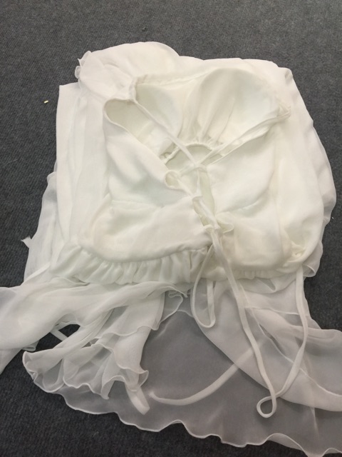 🍅Váy maxi trắng 2 tà 🍁freeship🍁đan dây lưng xẻ tà bay bổng | BigBuy360 - bigbuy360.vn