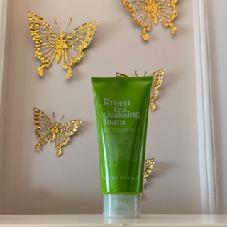 Sữa rửa mặt Trà Xanh Nature Republic Fresh Green Tea Foam Cleanser 