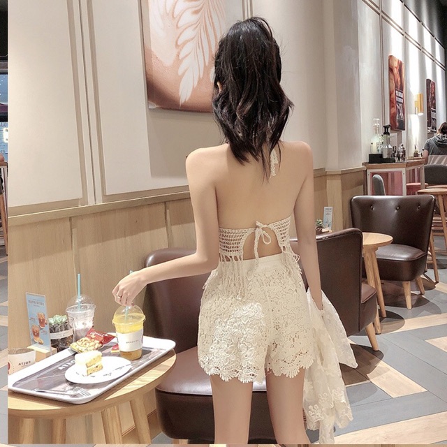 Set bikini len tua rua che bụng