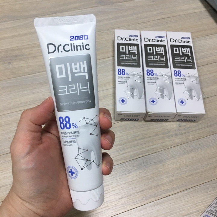 Kem đánh răng chuyên biệt trắng sáng cao cấp 2080 Dr. Clinic Whitening Clinic 120g nội địa Hàn Quốc