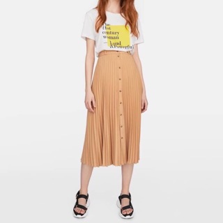 Chân váy xếp ly STra
