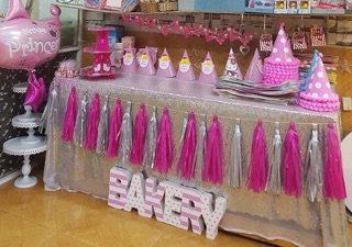 Set 5 Tua Rua Giấy Lụa Trang Trí Sinh Nhật, Party