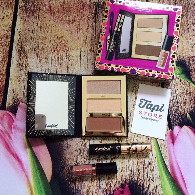 Set trang điểm Tarte Limited-Edition Natural Artistry Faves Color Collection