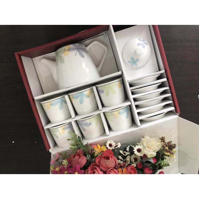 Bộ ấm trà Dong Hwa - Quà tặng từ LG