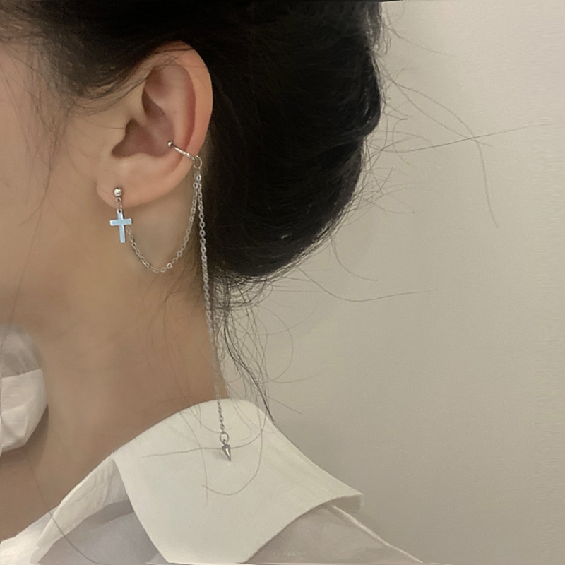 Khuyên Tai Thánh Giá Đơn Giản Cá Tính