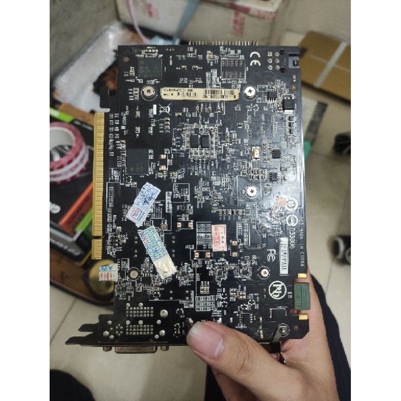 card màn hình giga 960 2g d5 2fan | BigBuy360 - bigbuy360.vn